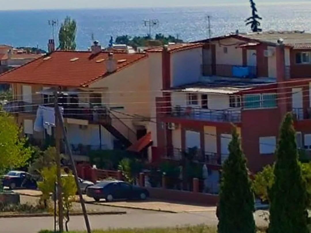 Blue Moon Accommodation Nea Michaniona Esterno foto